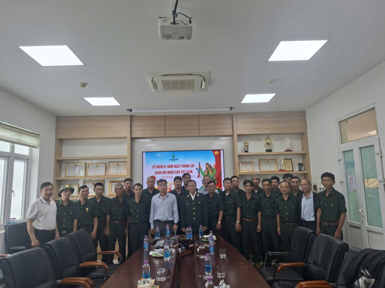 BSPPT tổ chức gặp mặt thân mật CBCNV là bộ đội xuất ngũ nhân dịp Kỷ niệm ngày thành lập Quân đội nhân dân và Ngày hội Quốc phòng toàn dân