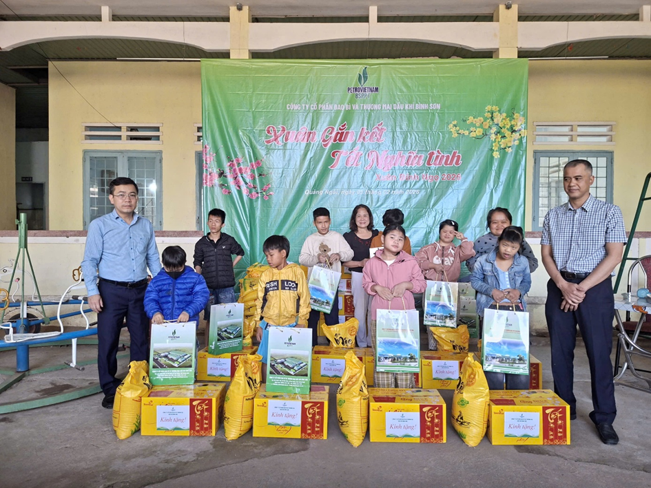 BSPPT mang “Xuân gắn kết – Tết nghĩa tình” đến với người dân có hoàn cảnh khó khăn tỉnh Quảng Ngãi nhân dịp Tết Nguyên đán Bính Ngọ 2026.